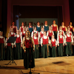Pasākums valsts simtgadei   - “Plakāts valsts simtgadē” svinīgais koncerts “Kāda Tu esi Latvija?”