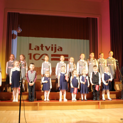 Pasākums valsts simtgadei   - “Plakāts valsts simtgadē” svinīgais koncerts “Kāda Tu esi Latvija?”